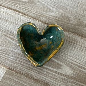 Decorative Ceramic Heart-Shaped Bowl